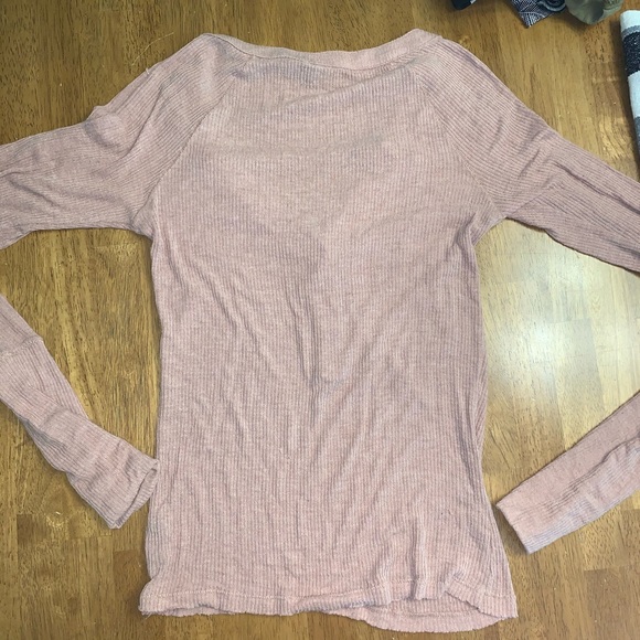 Urban Outfitters long sleeve button down top - Picture 3 of 3